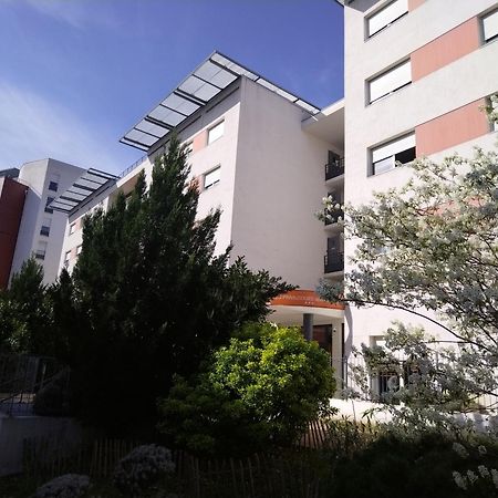 Apparthotel Privilodges Lyon Lumiere Luaran gambar